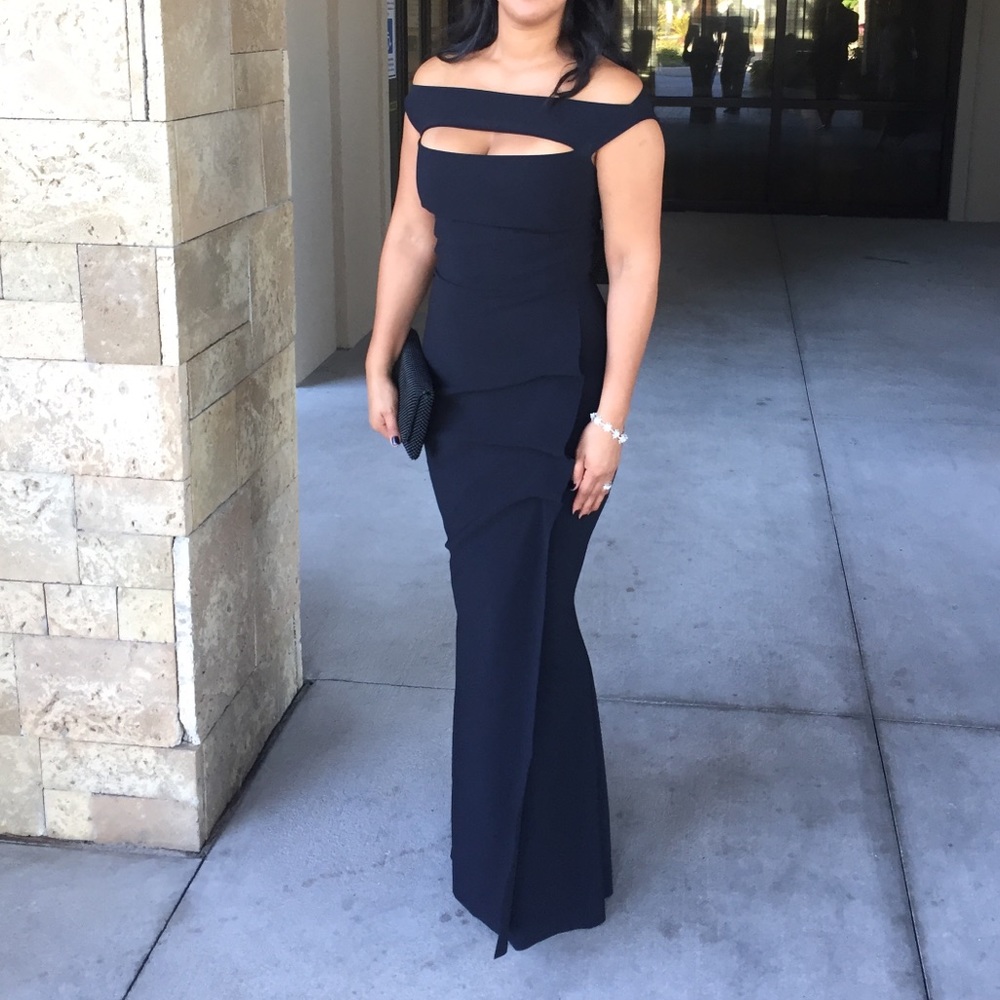 Chiara Boni: Melania Off-The-Shoulder Gown